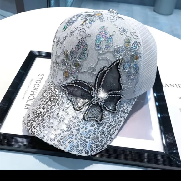 Baseball Cap with Rhinestone Butterfly Decor Casual Fashion - Picture 1 of 12